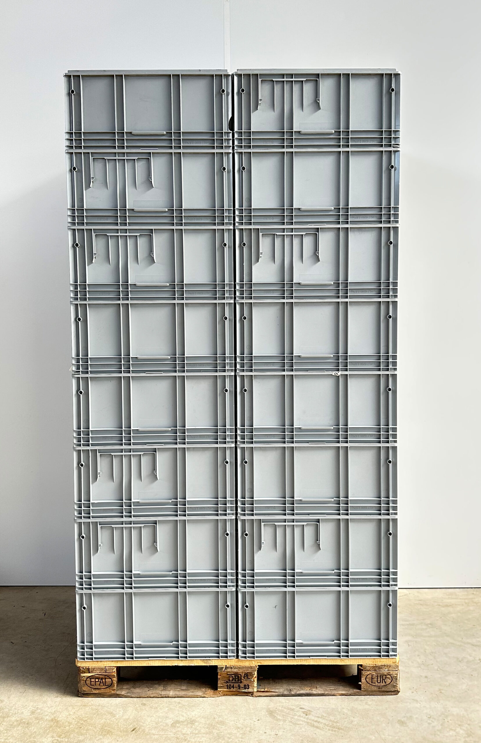 Gebraucht (Grau)