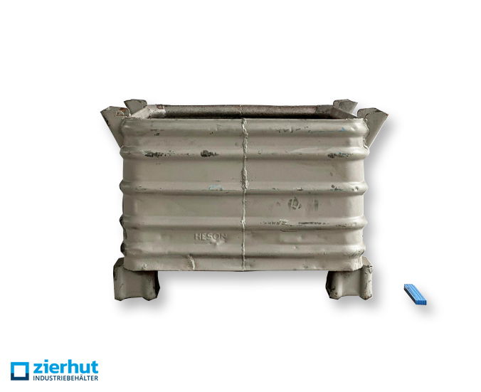Gebraucht (Grau)
