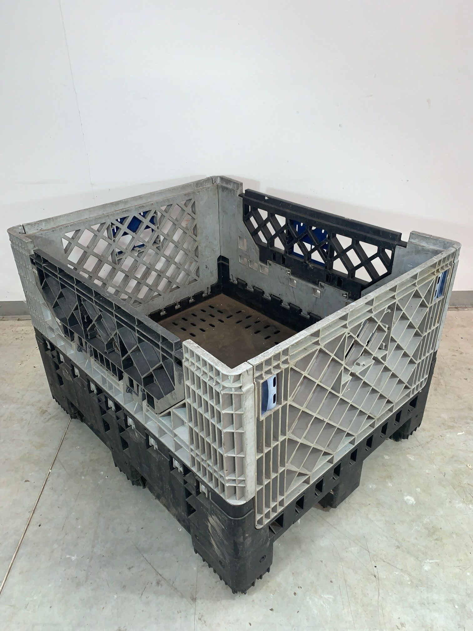 FLC 1210 1200x1000x800 mm törött