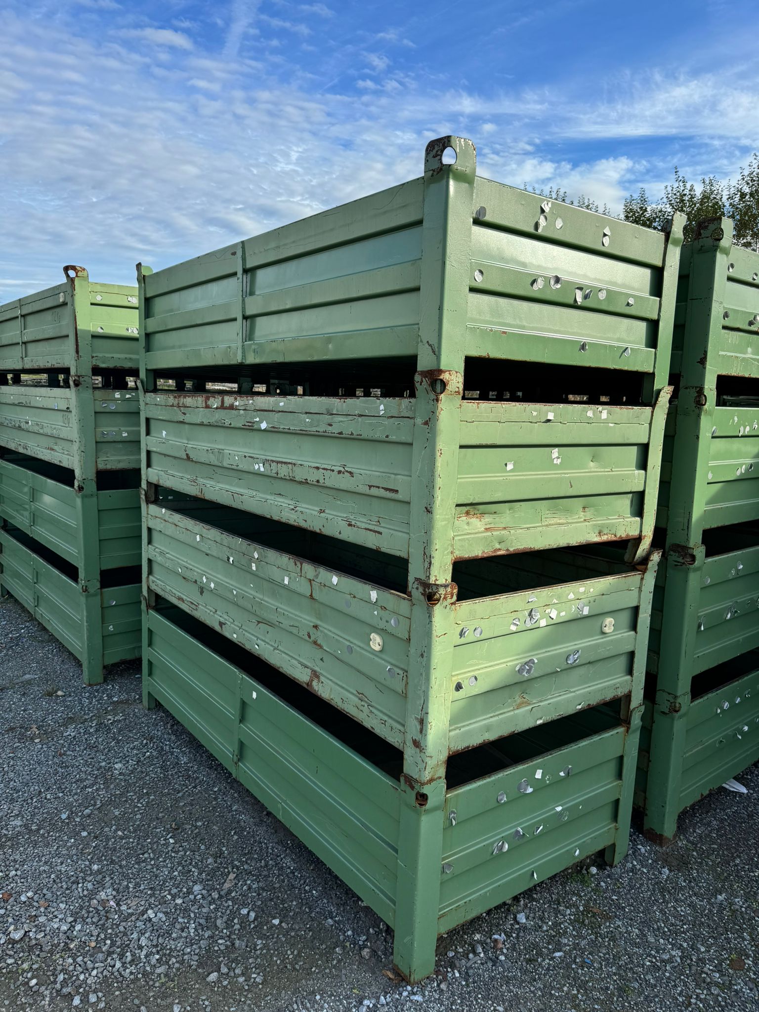 Stalen hanger 2200x1200x600 IngedruktGrand-Ladungstraeger