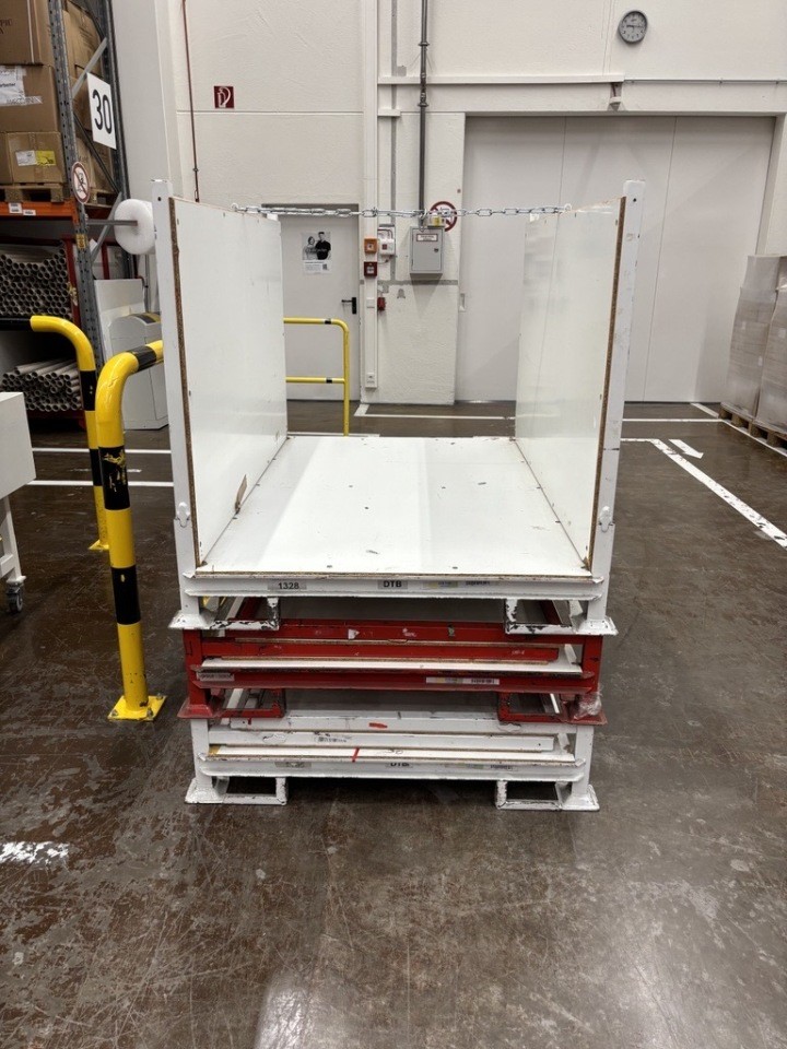 Ladungsträger DTB Behälter 2 Seiten geschlossen 1650 x 1200 x 1103 mm 1650x1200x1103