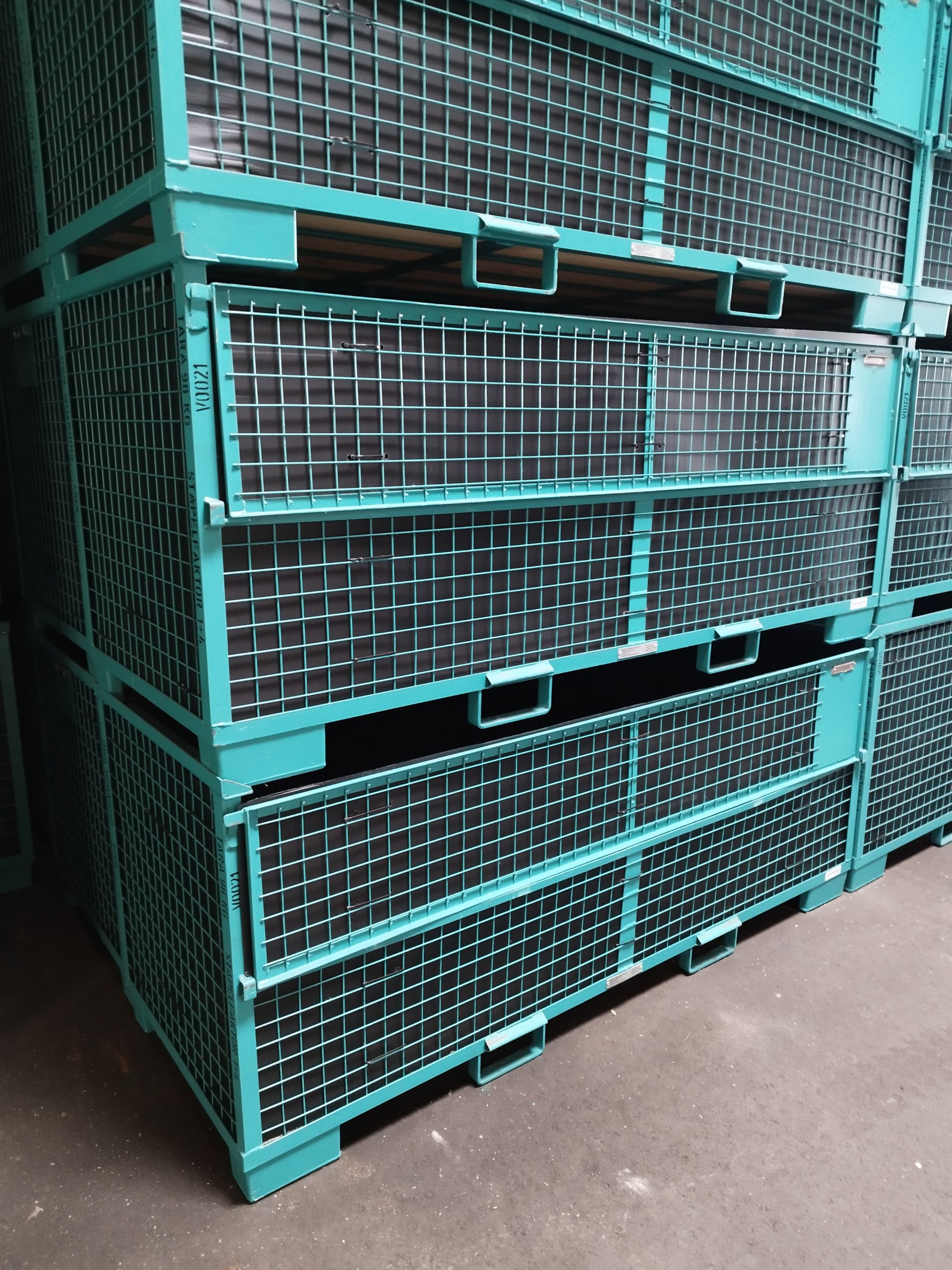 Industrie Gitterbehälter 2240x835x970 mm Gitterboxpalette